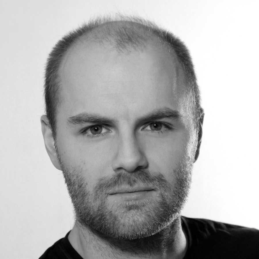 Роман Костиков